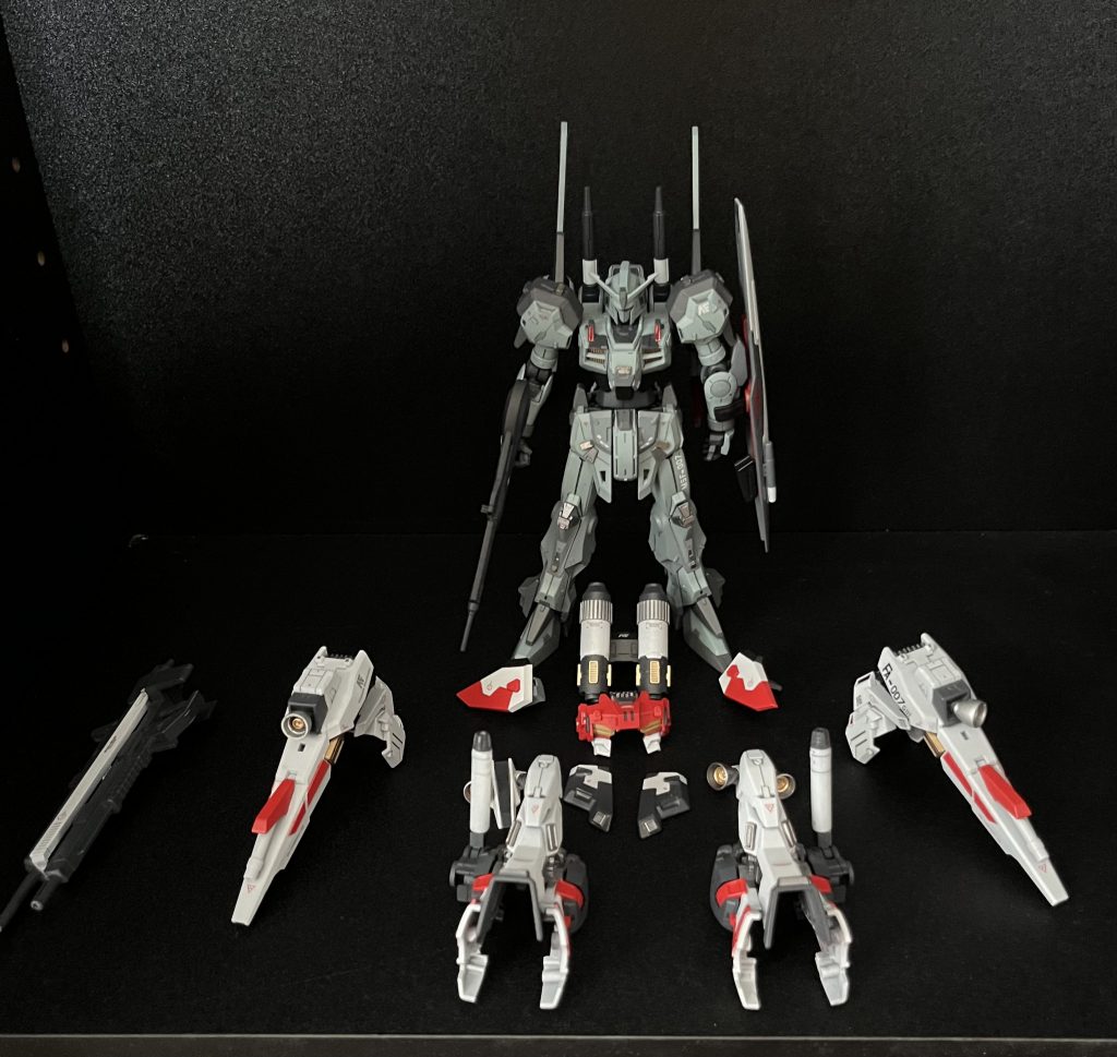 最後に作業中に転がったデザインカッターが机から落ちて足に軽く刺さりました。皆さんも重力を忘れず気をつけて作業して下さい。では良きガンプライフを！