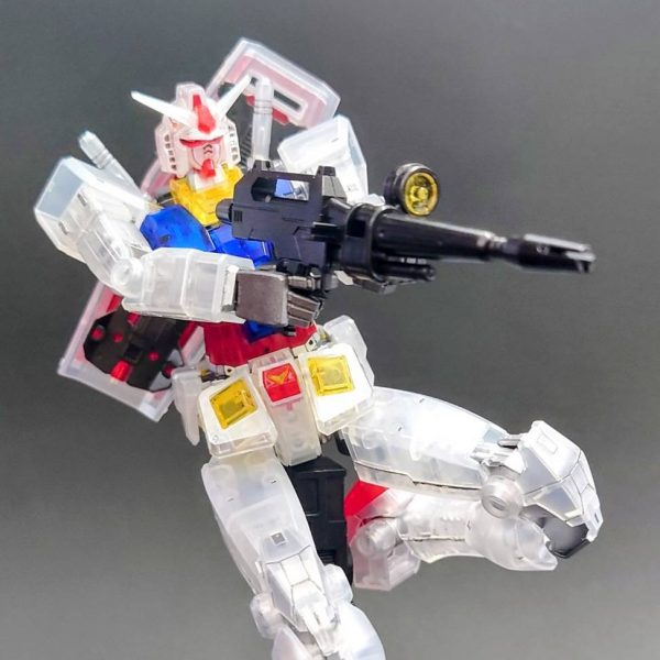 クリアカラーガンダム