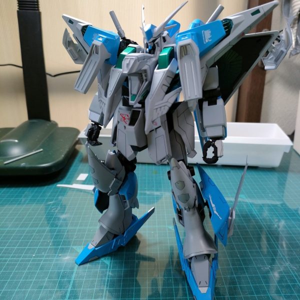 ハイニューガンダム、クスィーガンダムミキシング