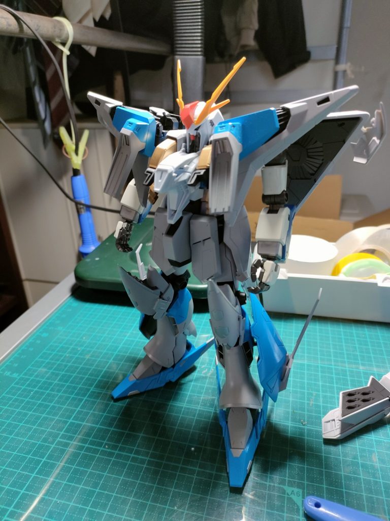 余りいじってはいませんが胸部の加工、足の部分の加工などしています〜