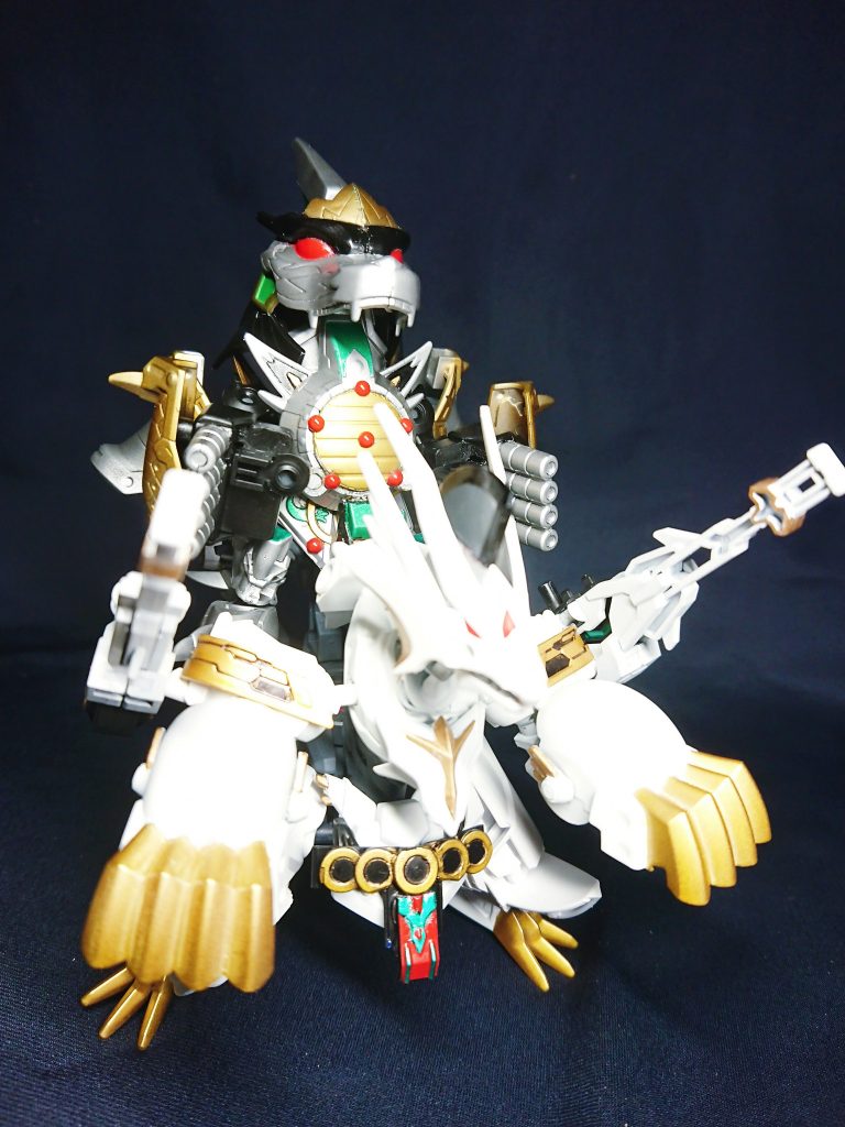 原作ではありませんでしたが、もちろんディノシーザーも搭乗できます。