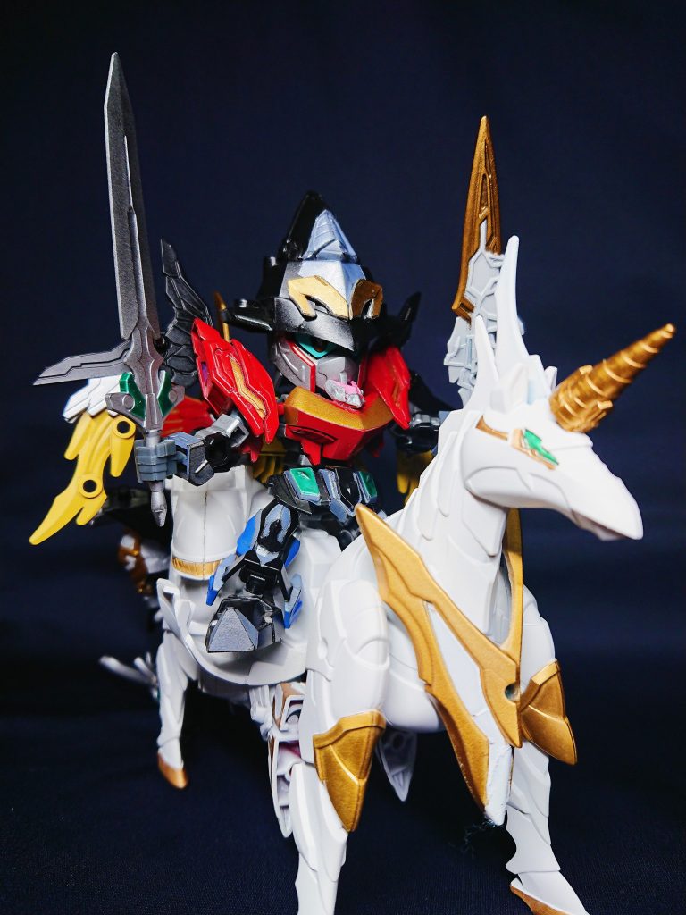 なのでウィザードも騎乗可能。原作に無かったマジキングを乗せたパターンです。マジフェニックスは騎ry