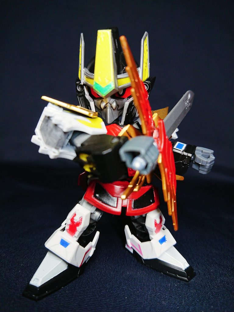 本来はいろんな武器を得意としています。天上にはガルーダがいて、イカロスの武器もたくさんあるみたいです。そのうちガルーダが持ってきてくれるでしょう。