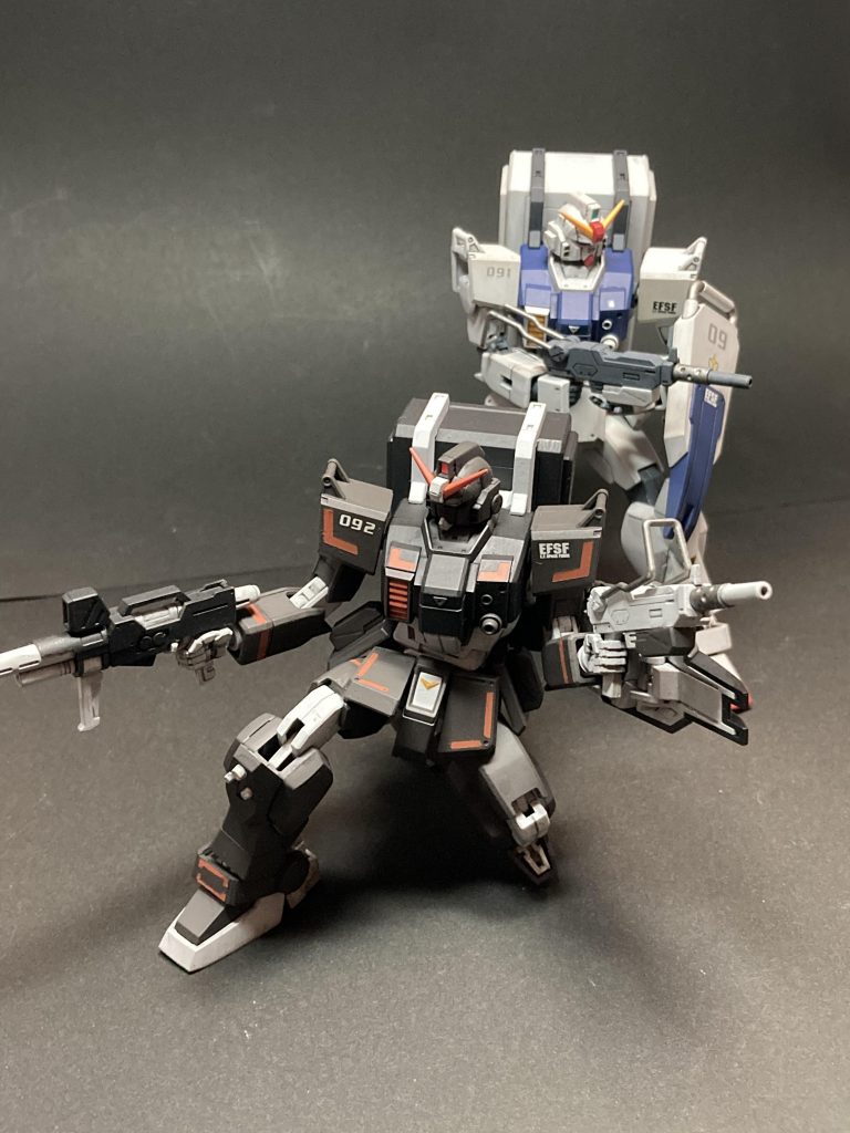 クリアリング、クリアリング背中が重いのでなかなか安定しないですが、膝立ちが結構カッコよく決まるのです。好き。