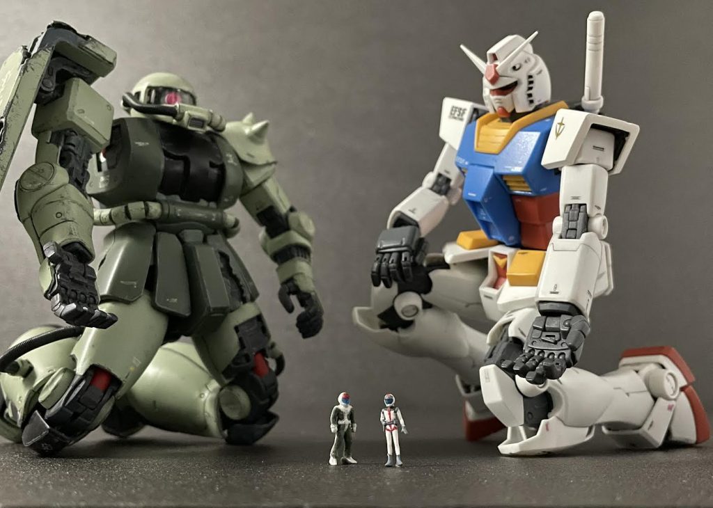 アムロとドアン–2枚目/制作者：がっしり工房