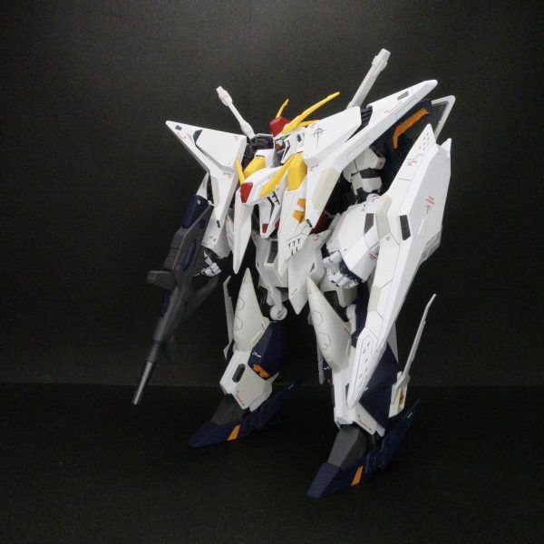 1/144 RX-105 クスィーガンダム