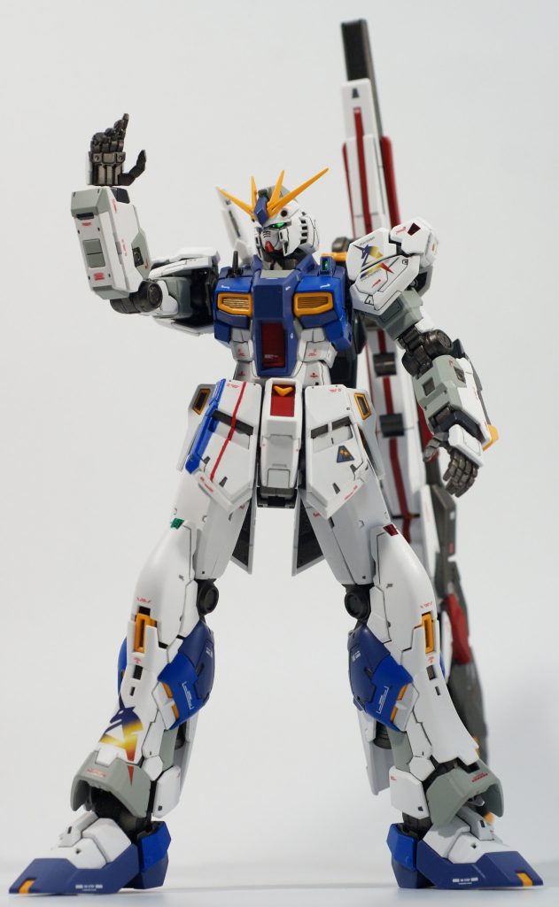 立像が動いたポーズ