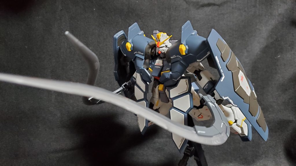 MG ガンダムサンドロックEW(アーマディロ装備)–3枚目/制作者：エヴィン