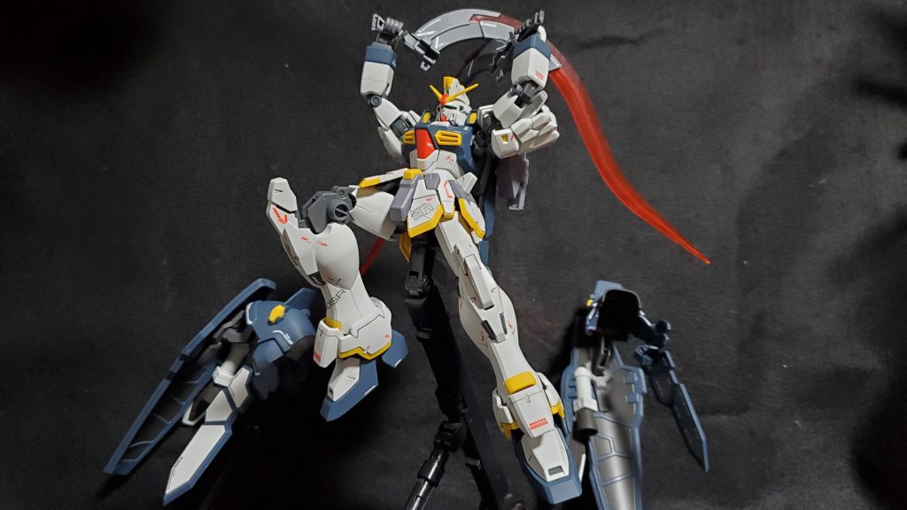 MG ガンダムサンドロックEW(アーマディロ装備)–4枚目/制作者：エヴィン