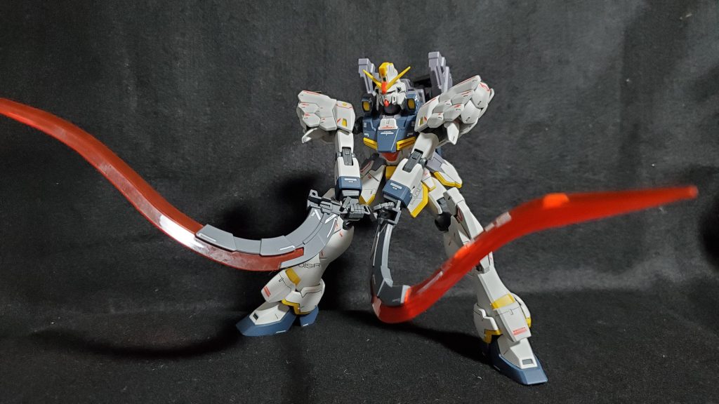 MG ガンダムサンドロックEW(アーマディロ装備)–5枚目/制作者：エヴィン