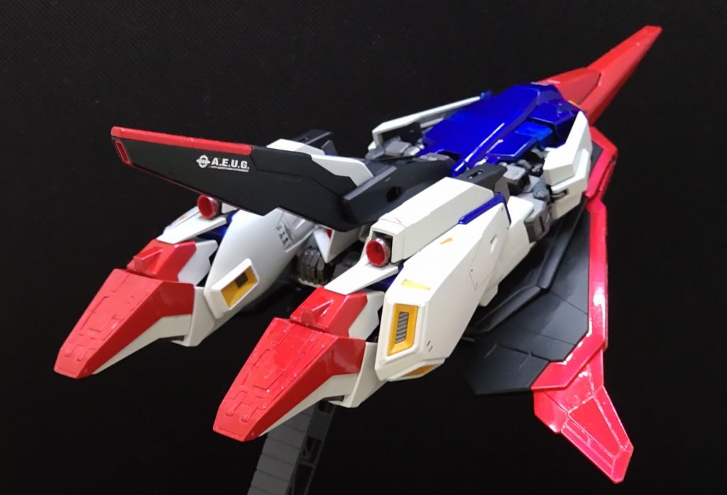 多分言わないとスルーされそうな、バーニアの塗り分けもやったんですが…地味ですよね、ここ(;´Д`)