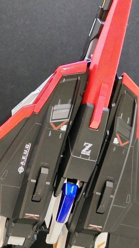 MS形態のバックショットを撮り忘れた(動画で撮ったんですけどね)ので背面のウイング写真が無いのでこちらで(笑)