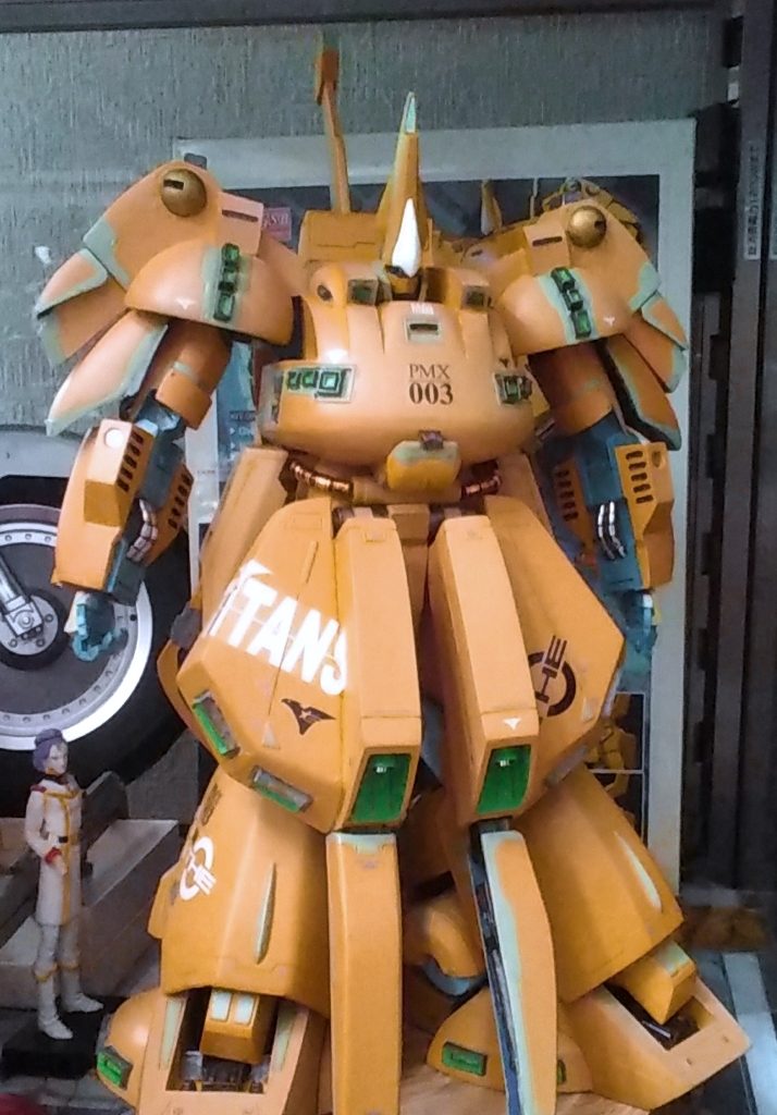 最後にデカールでアクセントを付けてみました。