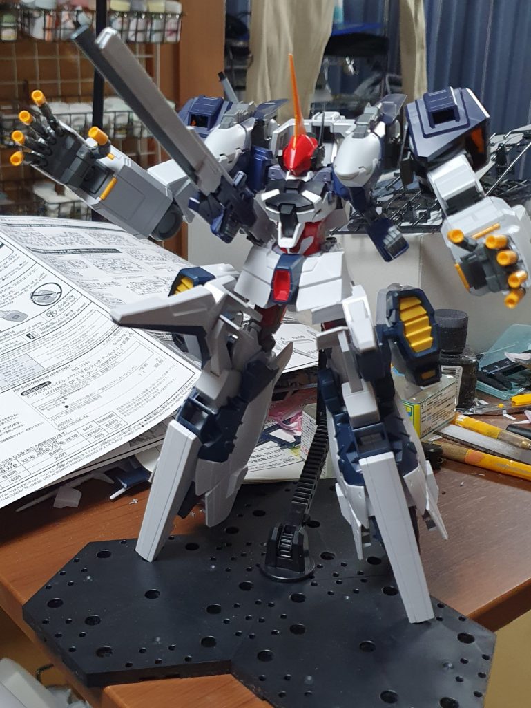 ↑検証案①脳内になんとなくのイメージはあったが、ヘイズルギガンティックアームの1次受注に間に合わず制作が遅くなってしまった。検証に基づき、腕の設置位置は高めにしている。