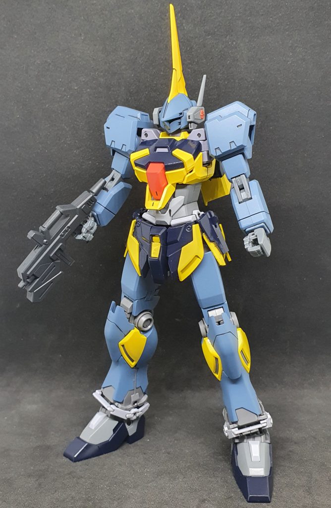 無論、中のナラティブバーザム(仮)は取り出し可能!!合体時のバランスを重視するあまり、ボディーバランスが変なのはナイショ。