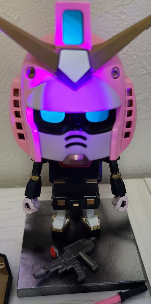 ビコーンさせて気付いた蛍光ピンク混ぜたから頭ごと光ります