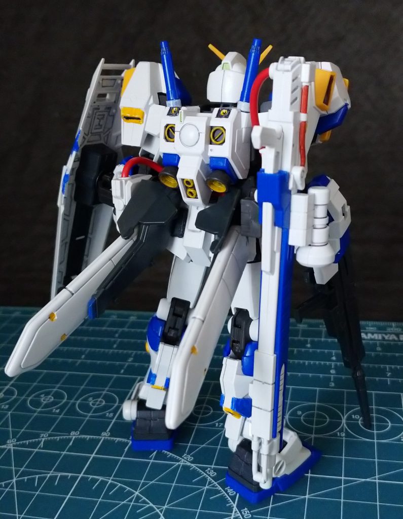 リアビュー あっ！頭部センサーの色が薄い💦