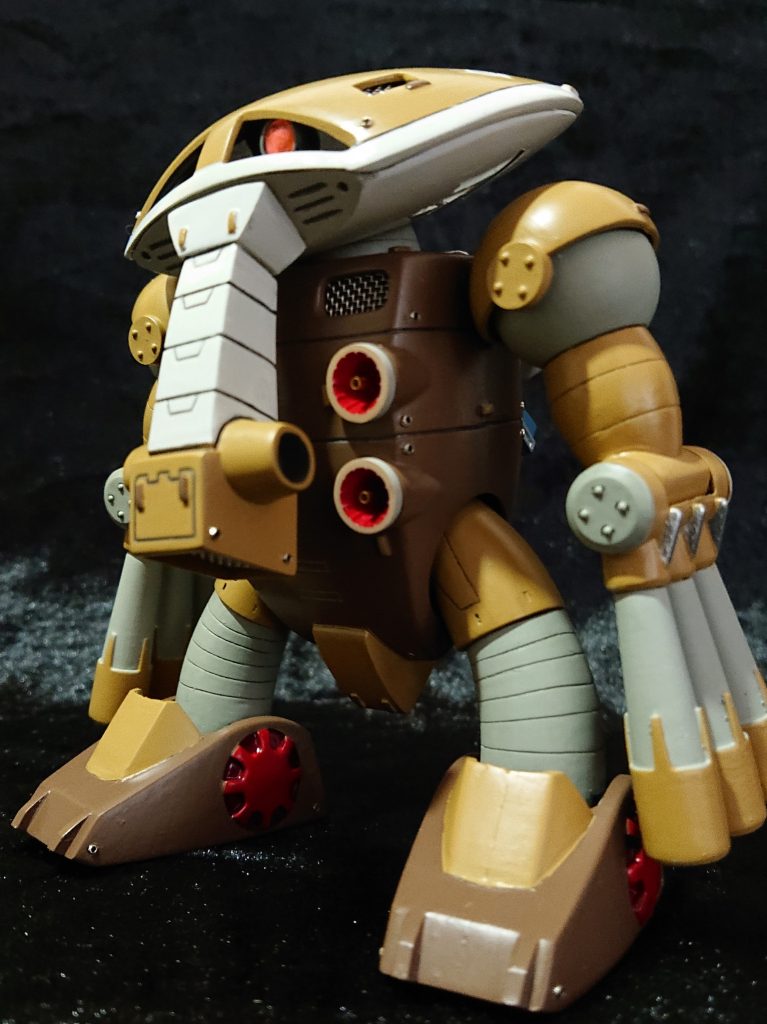 さすが旧キット、下からのあおりが一番のベストショット。