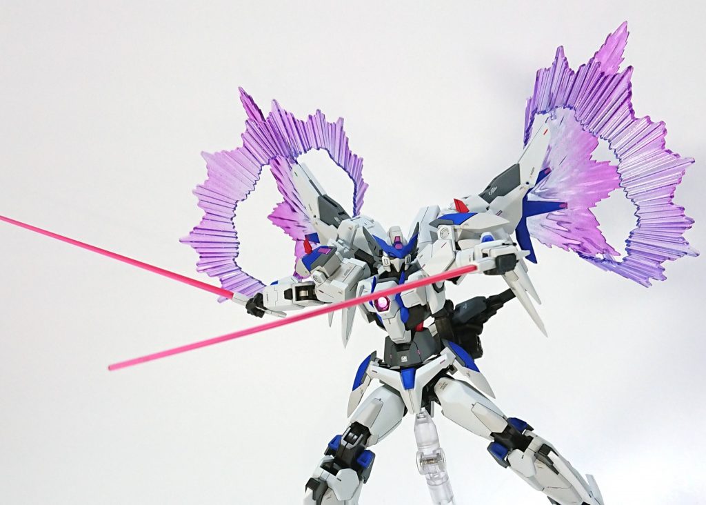 もちろんビームサーベル装備