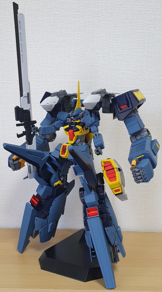 まだまだ、武装などを取り付けられそうな見た目をしているが、重さ的に相当シビアになるので、ひとまずコレで完成とする。