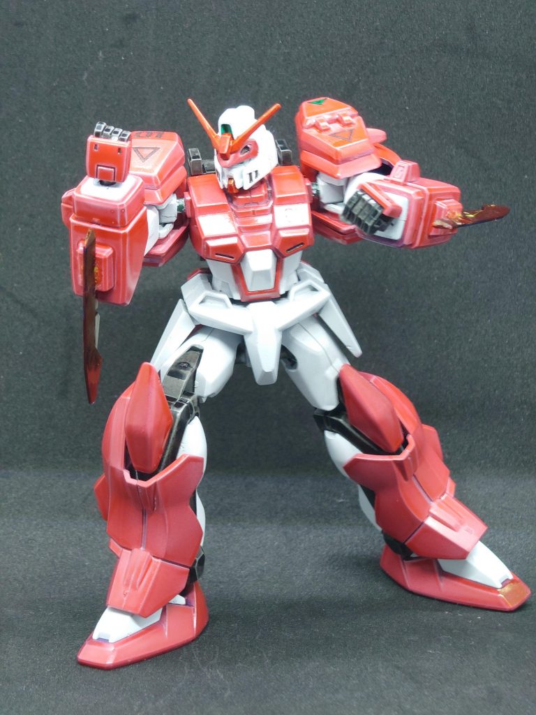 オリジナル感を出すために肘にも実体験を装備してみました！