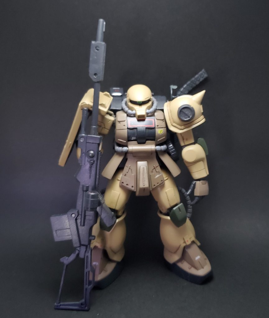 ライフルと銃剣マシンガン装備で支援中心の機体という感じにしました