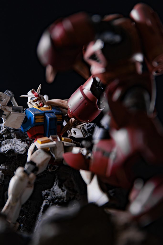 ズゴックVSガンダム–2枚目/制作者：つくるlabo