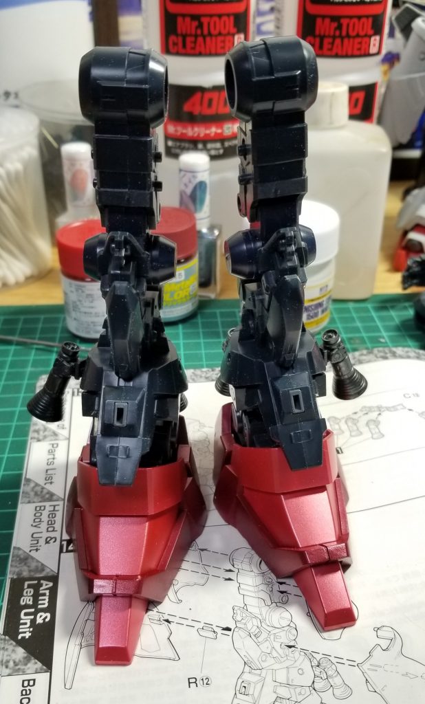 旧MGということで、内部フレームは大がかりなモナカキットでした。