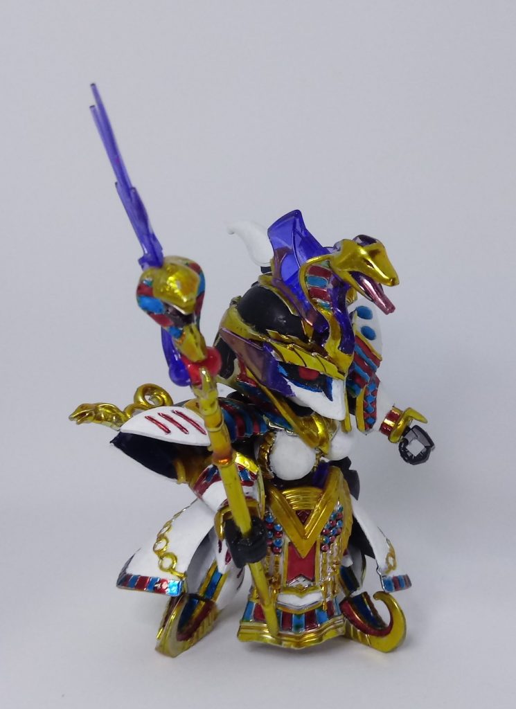 ダークマスクバージョン正直、オリジナルのダークマスクは良くないと思います。 そこでガンプラのフレームを鉄ヒーターで溶かして顔を完全改造。