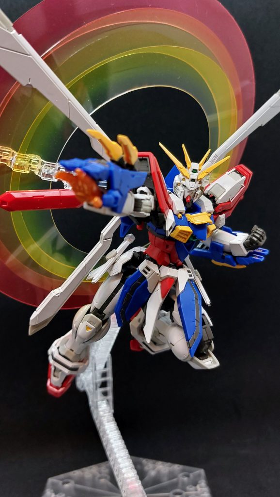可動重視の設計といいプラの成形色といい高い次元で良く纏まっているので、素組みでアクションを楽しもうと思い製作しましたが…