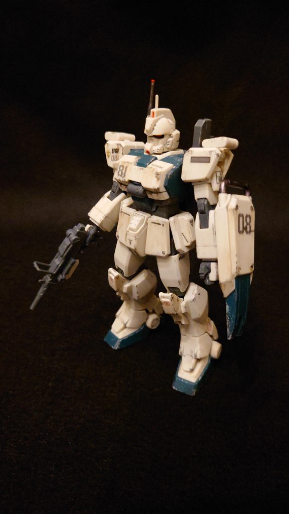 ガンダムEz8–2枚目/制作者：@peony55