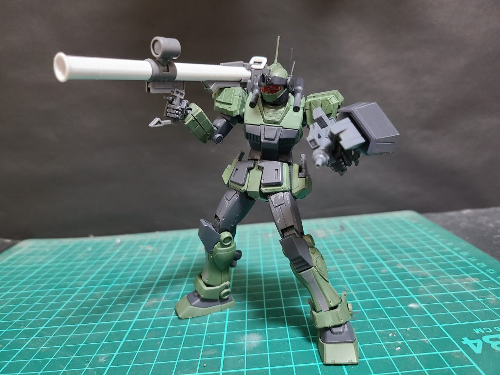 ハイパーバズーカとブルパップマシンガンを装備!