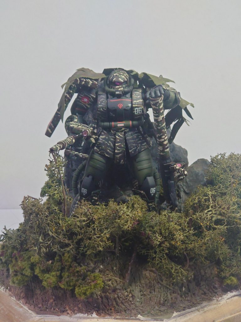 復帰戦　5作目　迷彩？ザク–2枚目/制作者：ガンガン軍曹