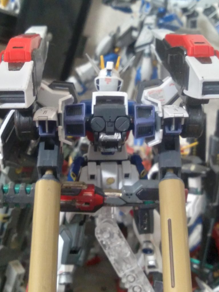 Here's a back view. I'm not quite finished with the center part. It also has the High Output Linear Discharge (H.O.LD) Rifle.