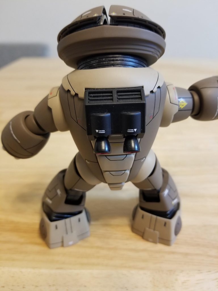 バックショットです。バーニア内はシルバーのあとにクリアレッド。