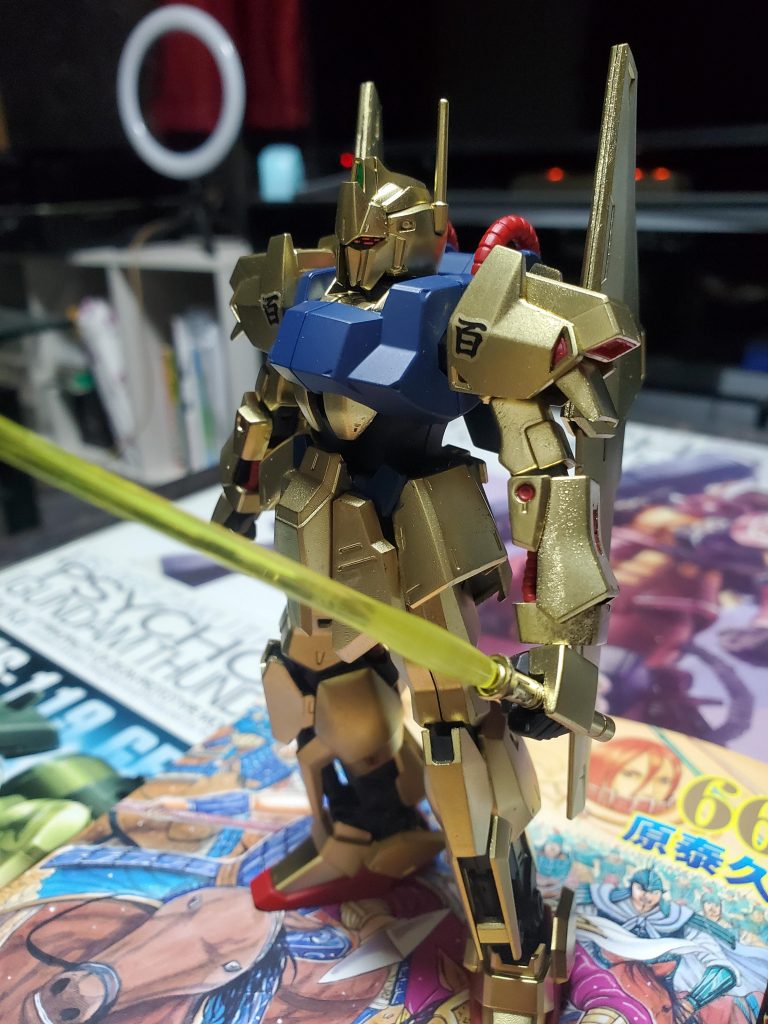 純粋に標準色で作りました。メッキ調スプレーいい仕事してます。