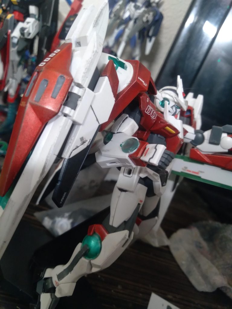 HG 00 Raiser (inspection colors)–2枚目/制作者：GunplaGuy