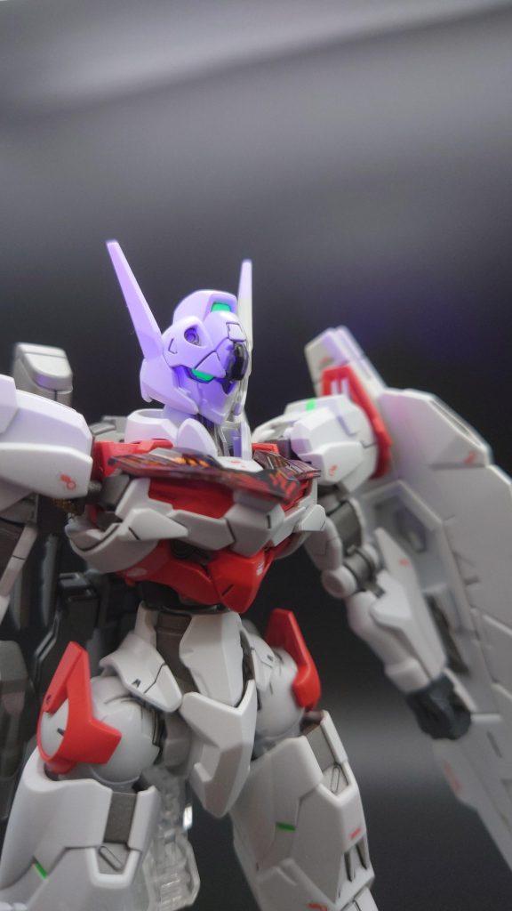 びこーん（パーツが別だったので塗装しやすかったです。他のMSもこうして欲しい）