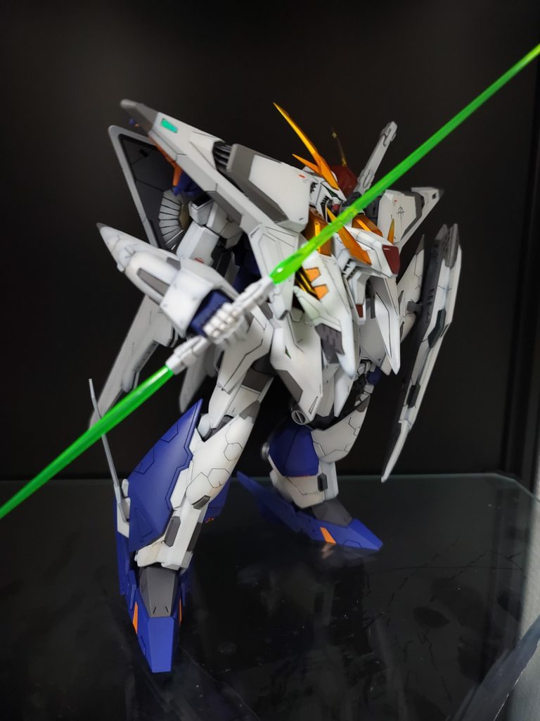 ビームサーベル、装甲が干渉しやすくポージングムズいですね…