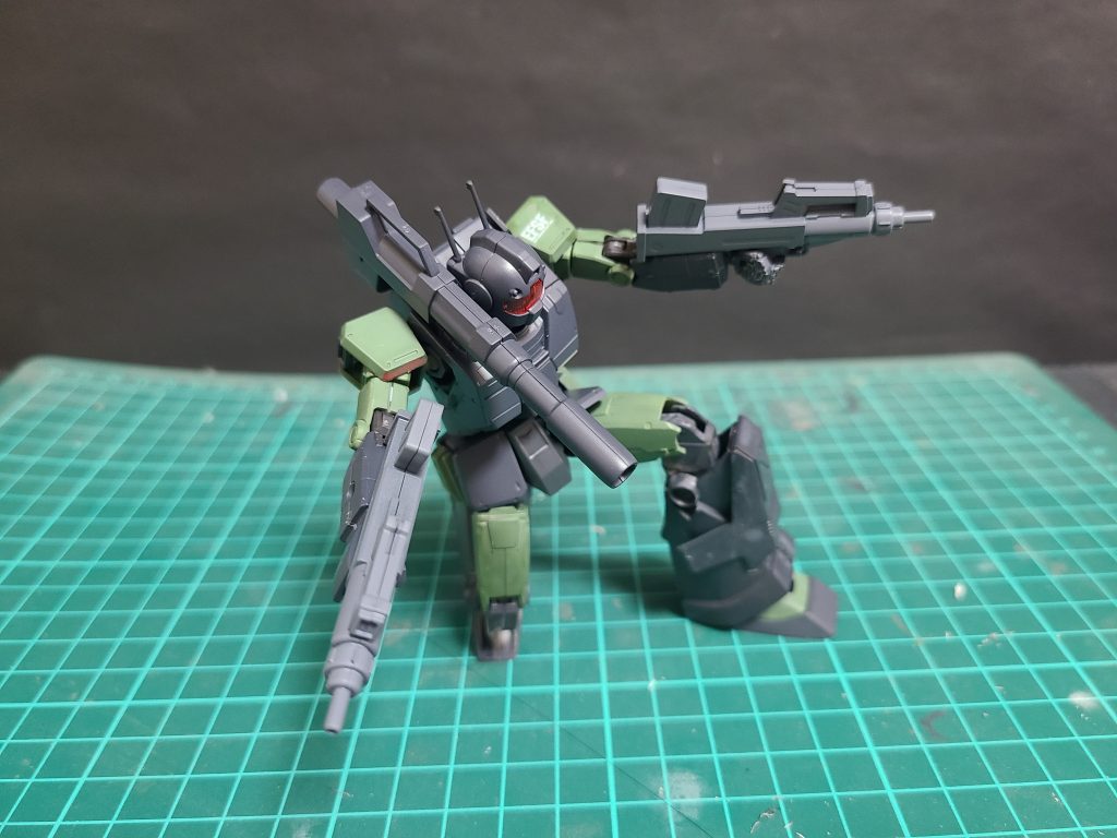 ブルパップマシンガン装備