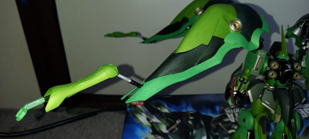 隠し腕結構伸びます…………がなにもつかめない( ・ω・)