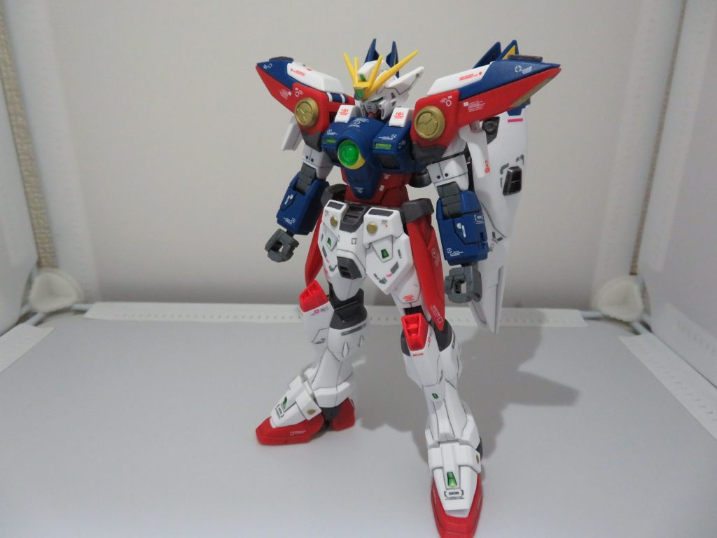 装備を外した状態で。このキット、ランナー数が7枚ほどしかないのにこの完成度は本当にすごいですね…。