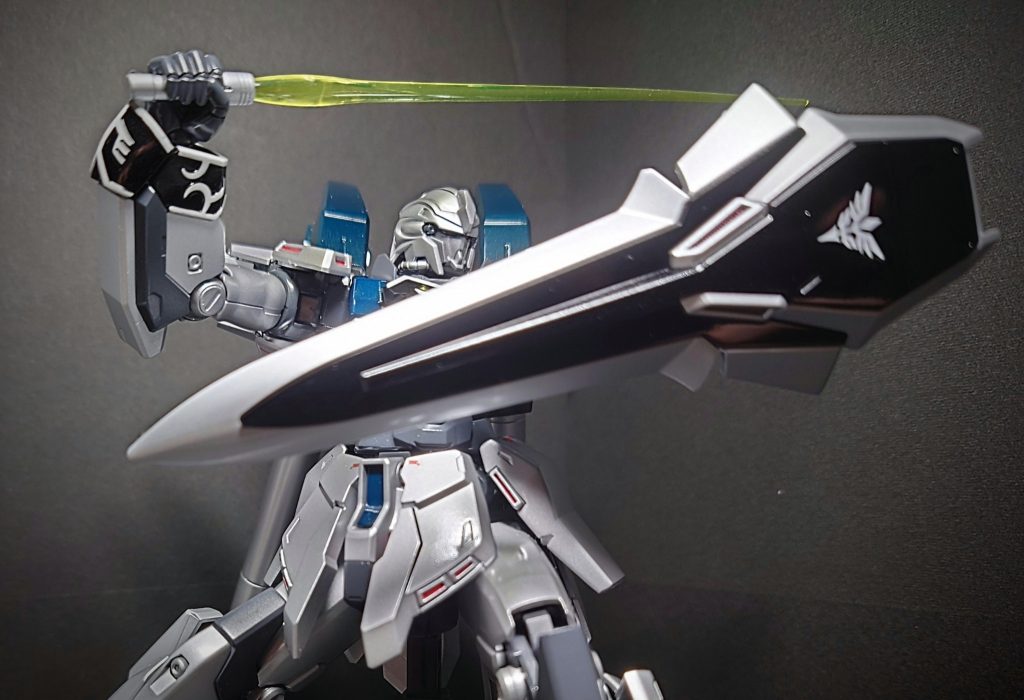 エナメル塗料でのエングレービング処理にすべきだったかかなり悩みましたが、良い経験でした。出したい色は厚めに吹こう。次はイケるはず。