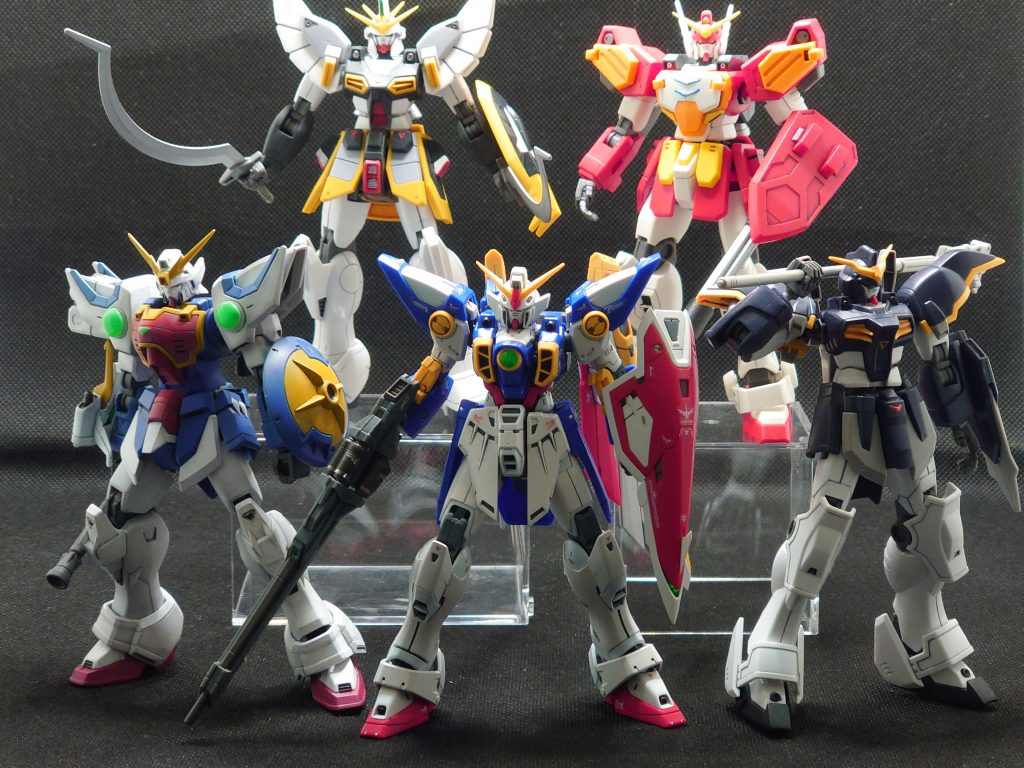 これにてガンダム5機確認ウィングはRGなのと、シェンロン以外は全てガンダムマーカーと缶スプレーで作ってた頃の物です。Wシリーズで培った技術でGやXのガンダムが見られる日を夢見ながら次のプラモに取り掛かりたいと思います。