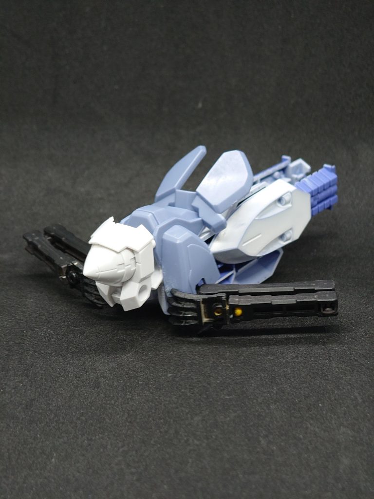 折り畳んだだけですがバード形態かな？