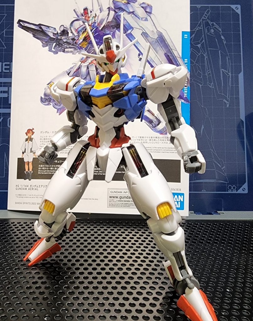 立ちポーズのシルエットが美しい。腰とアンクルガードを忘れてました