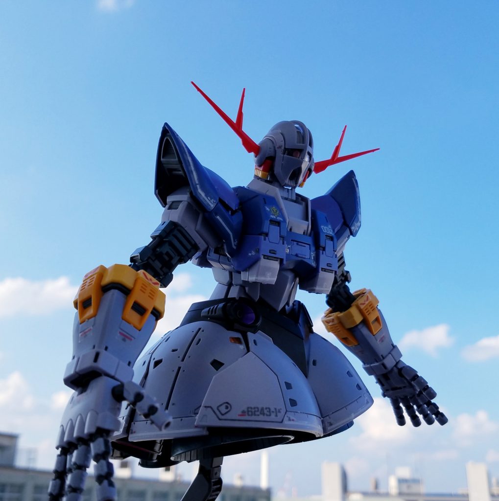 お外で撮影しました。