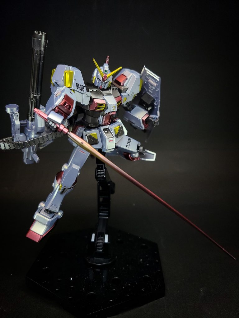 武装・必殺攻撃60mmバルカン砲頭部に2門内蔵されている。ハンド・ビーム・ガン両腕に1門ずつ内蔵されている。