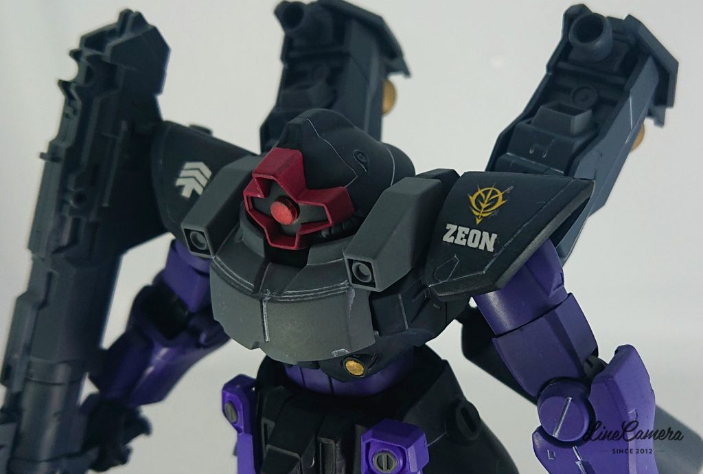 今回ドムを作るにあたりネットで調べてるとリックドムⅢのネタ漫画を見つけてこの線で作って行くことに😺