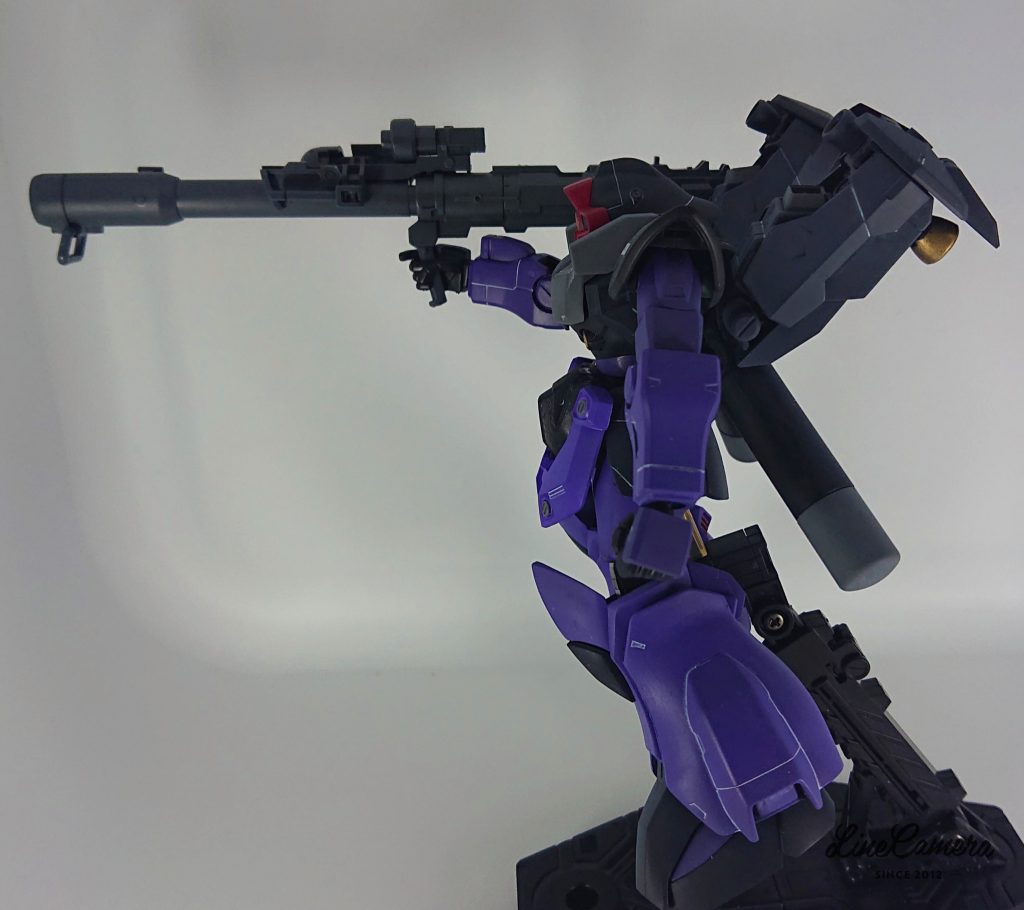 バズーカはシナンジュスタインより拝借